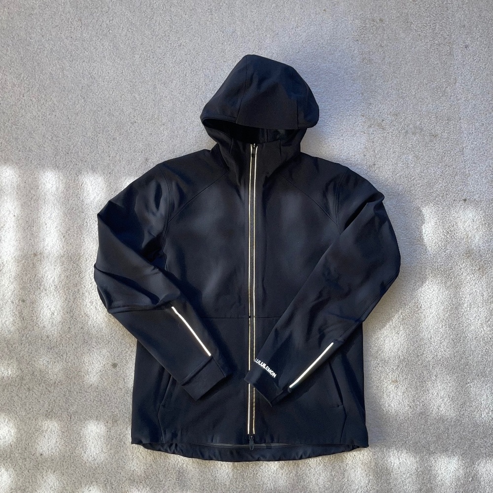Lululemon Cross Chill Jacket – Black, M | Like New (No Tags)